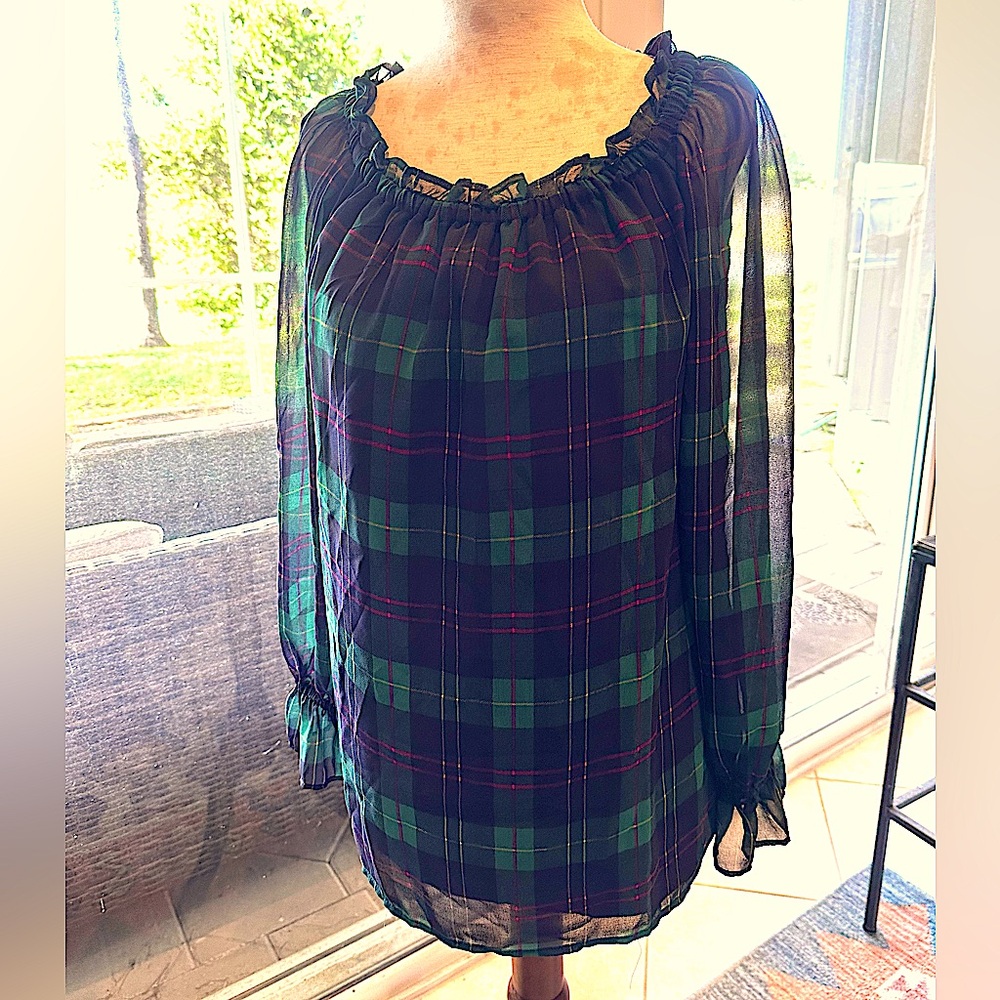 Petite Talbots Christmas Top